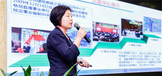 李静